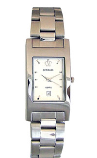 D306-33201
Case material: steel
Braclet material: steel
Movement type: quartz-mechanical with calendar